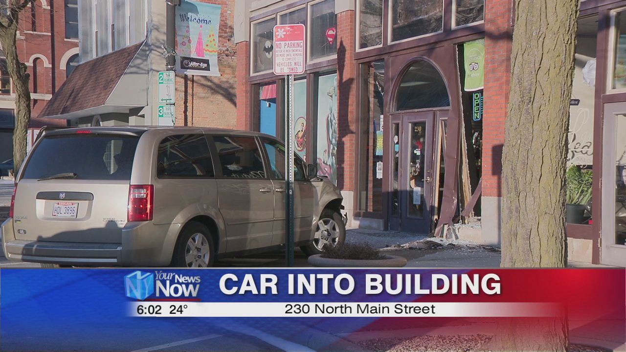 Driver accidentally accelerates into Alter Ego Comics
